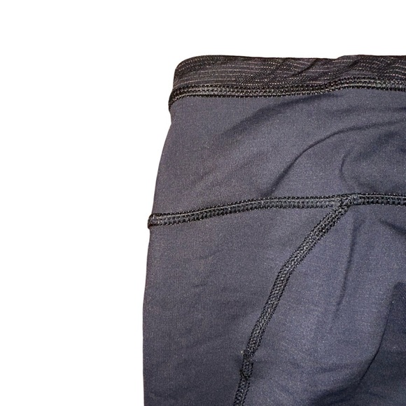 Lululemon Run For Days Crop in Black Luxtreme Women’s Size 6 - Picture 7 of 12